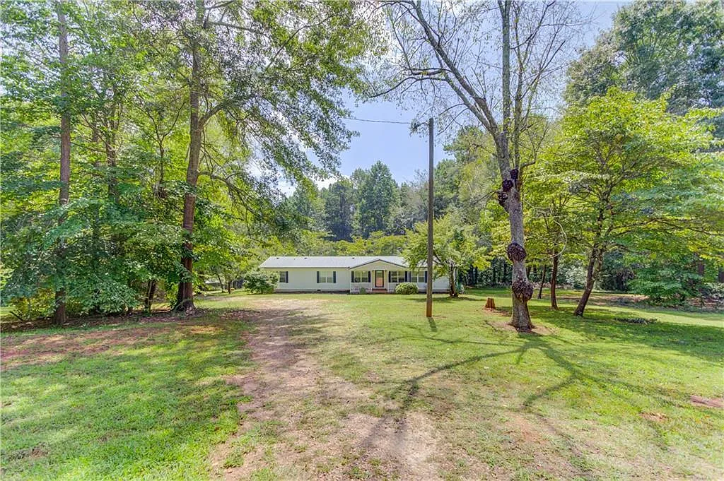 Westwood Ln, Winder — Photo 3