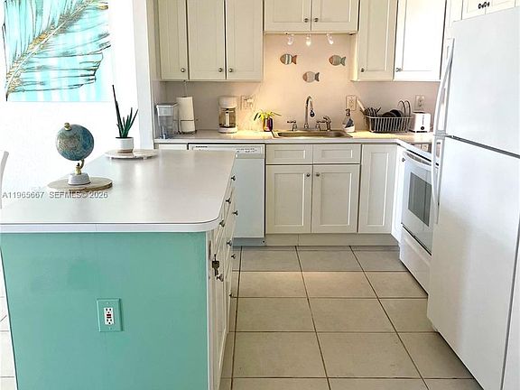 5th image of 1817 S Ocean Dr APT 219