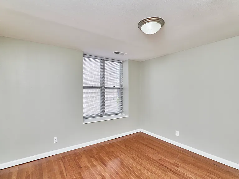 5500 Pershing Ave #44 — Photo 21