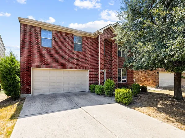 5012 Meridian Ln, Fort Worth, TX 76244