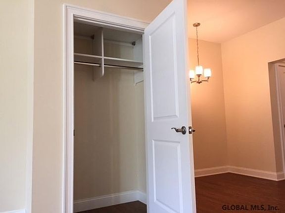 4th image of 60 Weibel Avenue Bliven Way #3