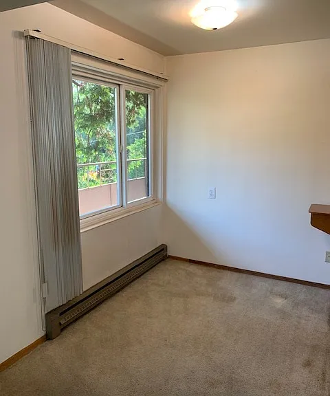 721 Nob Hill Ave N — Photo 6