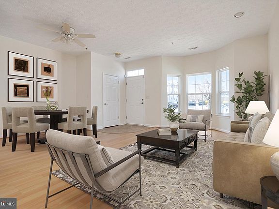 5th image of 1725 Barnett Ct