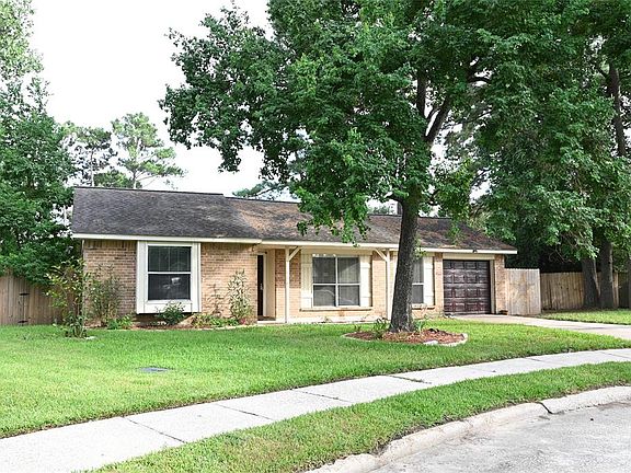 Beautiful mature landscaped lot!