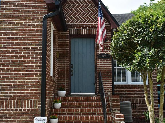 3rd image of 1430 Azalea Dr