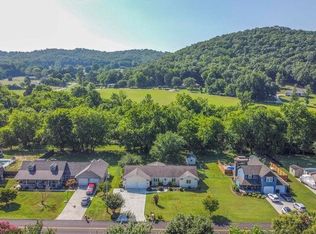 717 Calvin St, Kingston, TN 37763