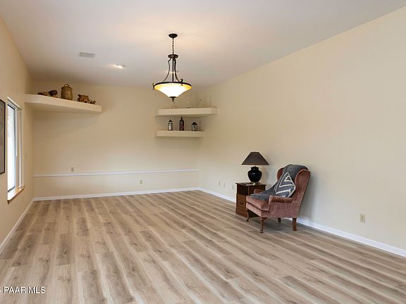 5th image of 18168 S Spoon Rd