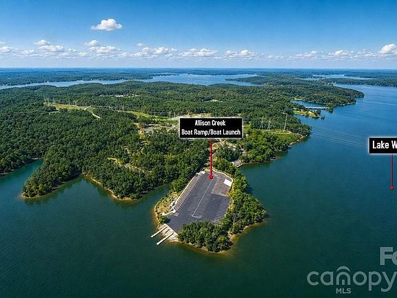 4th image of 275 Palm Cove Way