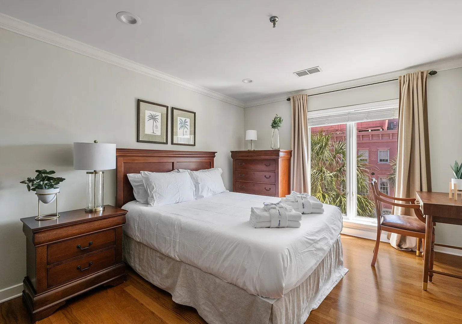 Rue Vendue- 32 Vendue Range, Unit 302 — Photo 3