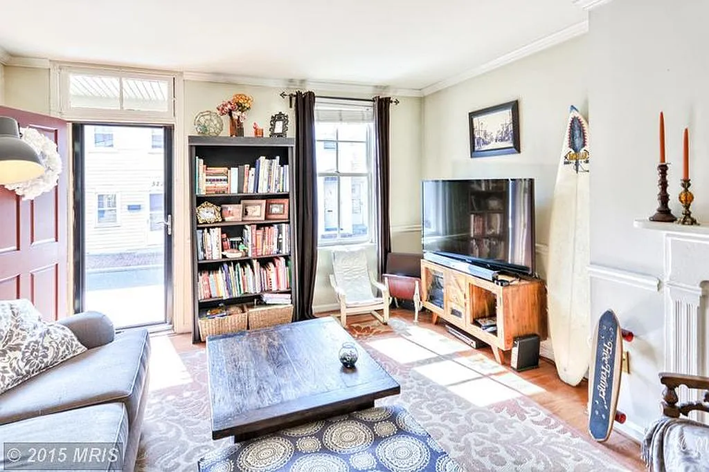 2 bed, 892 sqft, $2,100 — Photo 3