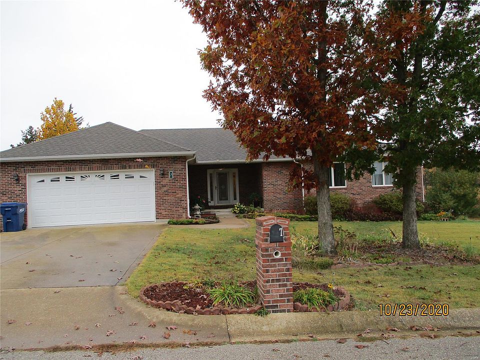 1st image of 7 Westwood Dr