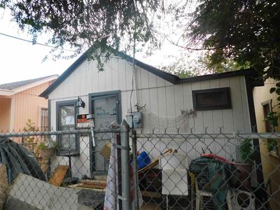 1316 1/2 Monterrey Ave, Laredo, TX, 78040