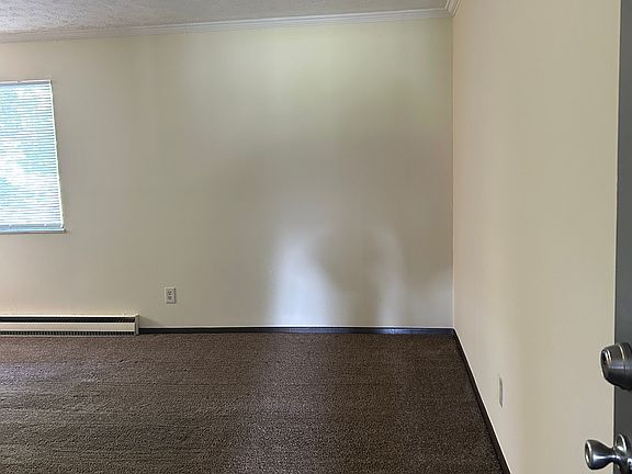2nd image of 5397 Southgate Blvd APT 6