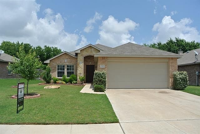 1st image of 532 Jennifer Dr