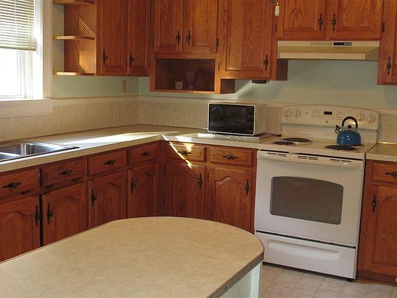 5th image of 507 N Marshall St