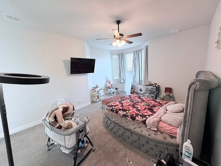 516 William Ct — Photo 21