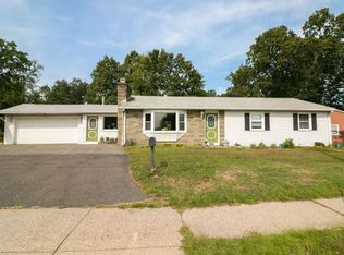 1122 Granby Rd, Chicopee, MA 01020