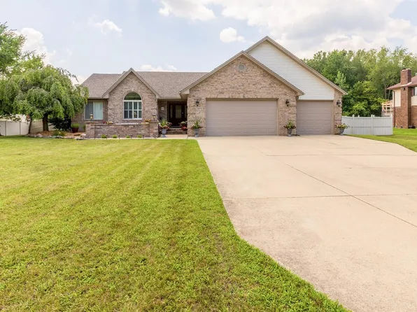 38575 Barth St, Romulus, MI 48174