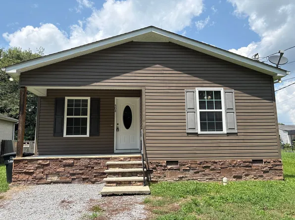 504 Wheeler St, Tullahoma, TN 37388