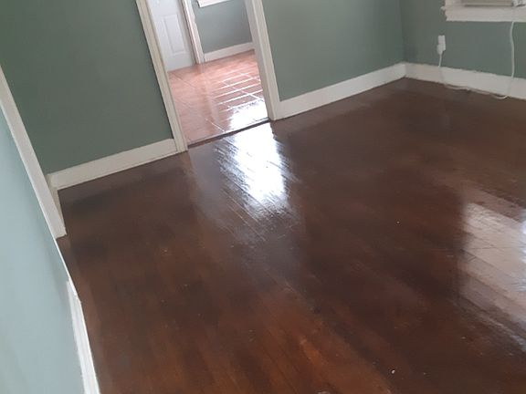 5th image of 2515A McFaddin Ave