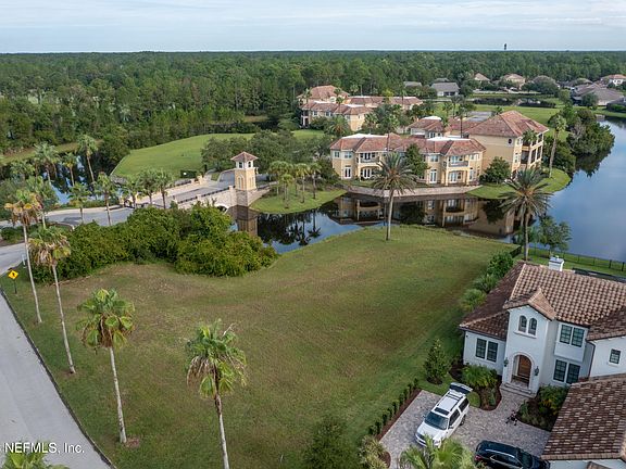 4th image of 715 PROMENADE POINTE Drive