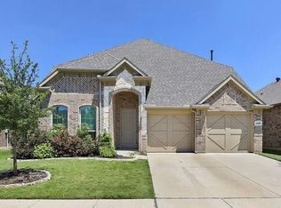 6901 Cambridge Dr, North Richland Hills, TX 76180