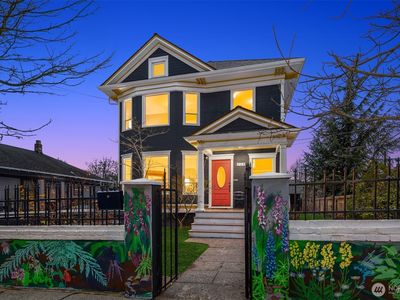 703 24th Avenue S, Seattle, WA, 98144