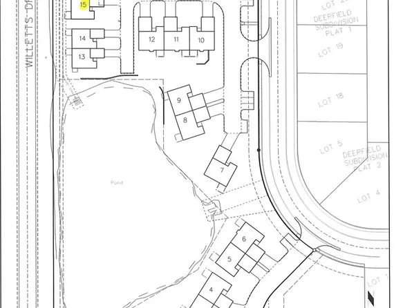 McKay Dr Unit 17, Knoxville, IA 50138