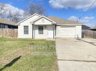 5125 Sunshine Dr, Fort Worth, TX 76105