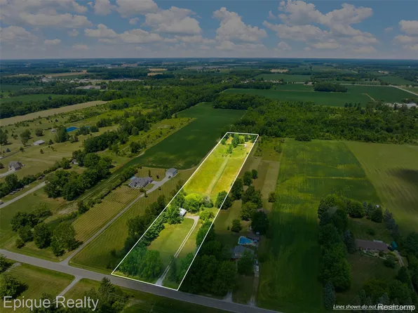 12168 W Lennon Rd, Lennon, MI 48449