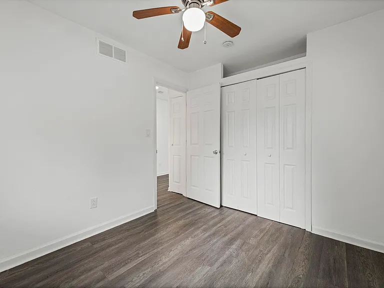 6777 Dandison Blvd — Photo 29
