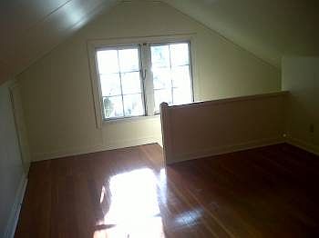 2nd image of 907 Montana Cir #B