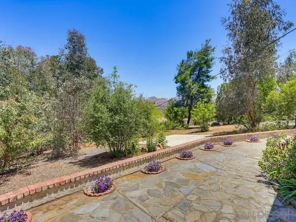 160 Scottford Dr, El Cajon, CA 92021
