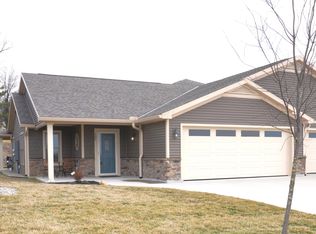 105 Willows End, Bellefontaine, OH 43311
