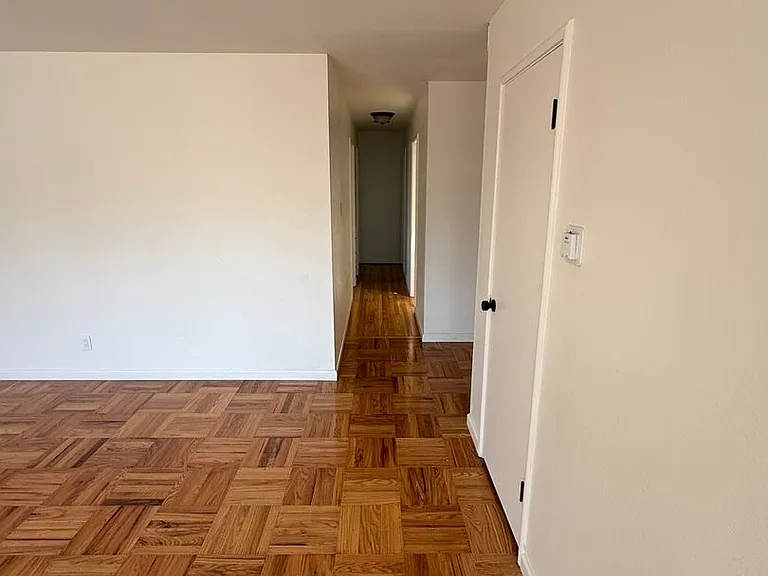 41320 Beatrice St — Photo 5