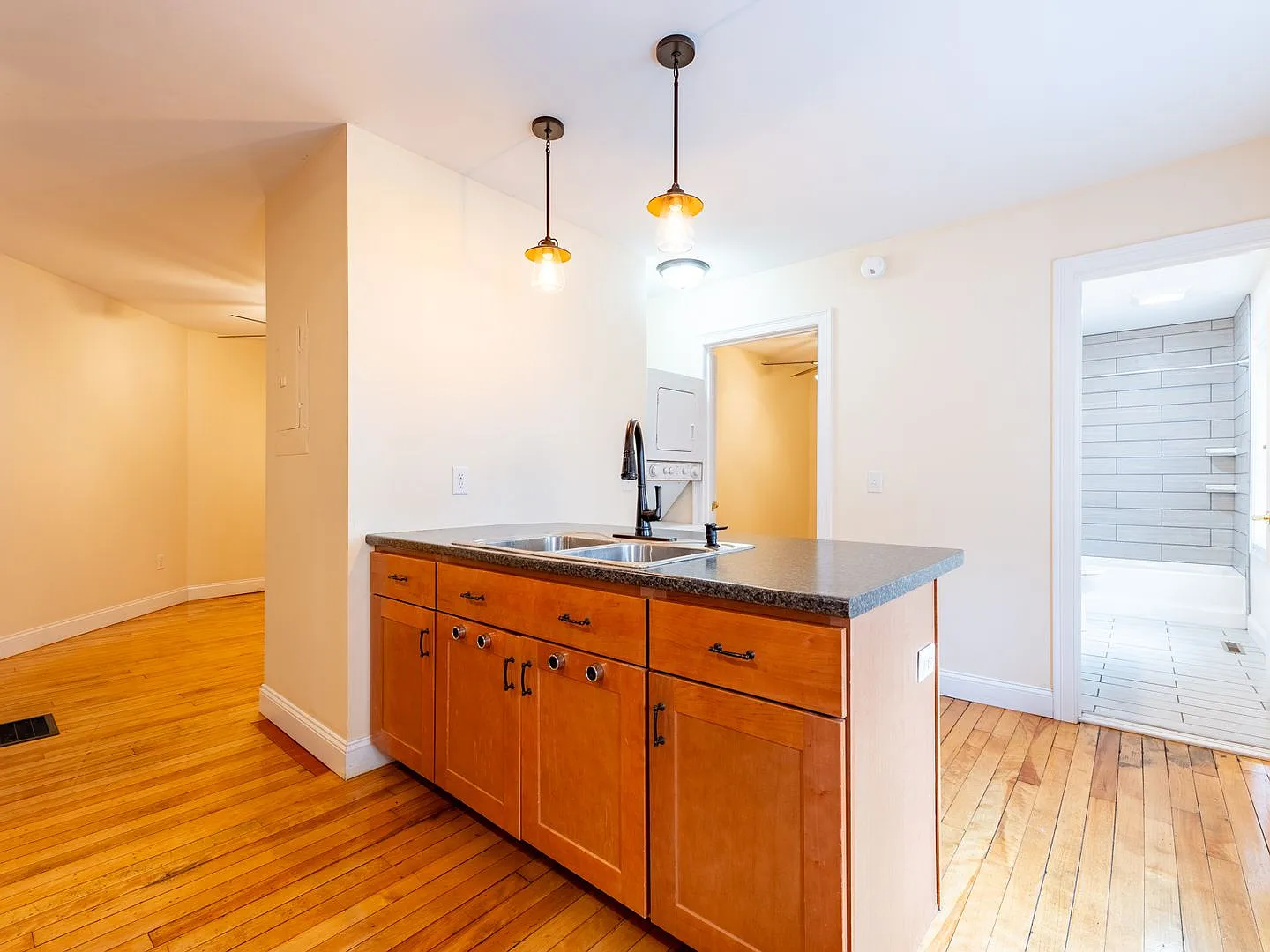 40 Blodgett St — Photo 4