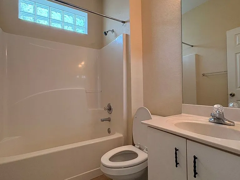 305 Port Pleasant Dr — Photo 16