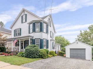 304 Sharp St, Hackettstown, NJ 07840