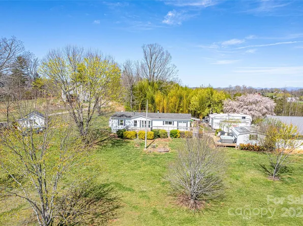 687 Newfound Rd, Leicester, NC 28748