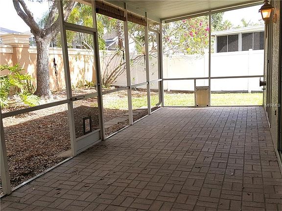 5th image of 1679 Arabian Ln
