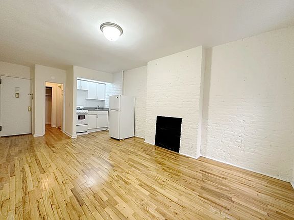 3rd image of 327 E 54th St #2D