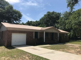 369 N 1st St, Defuniak Springs, FL 32433