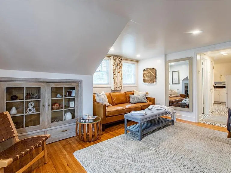 538 4th Ave NW — Photo 9