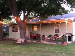 1132 Thiele Ln, Fredericksburg, TX 78624