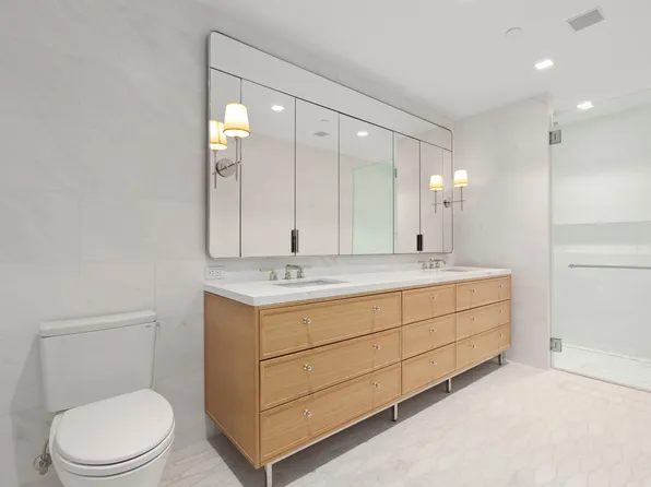 200 East 83rd Street image 10 of 25