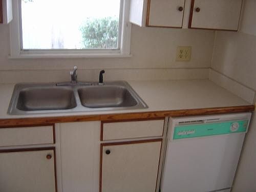 3rd image of 1810 NW 28th Ave