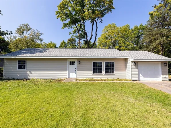 31 Wexford Rd, Syracuse, NY 13214