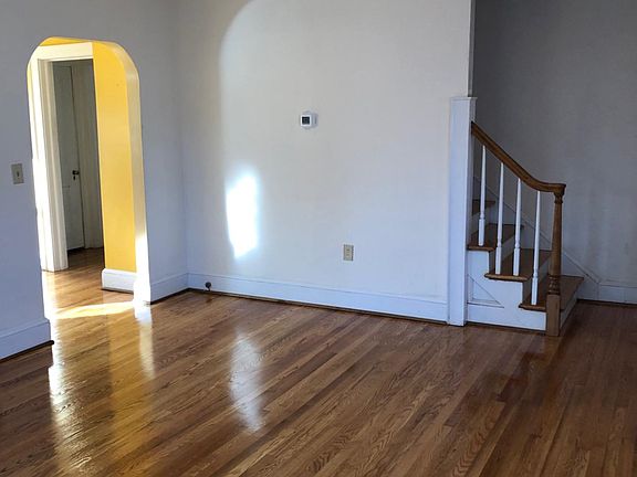 3rd image of 1207 Washington Ave