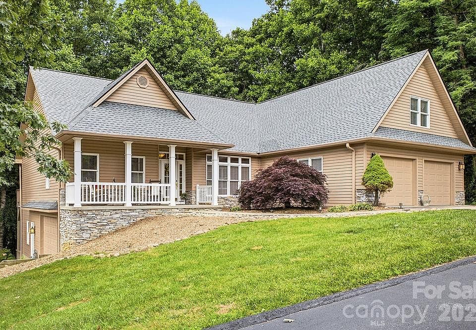 1st image of 3121 Cove Loop Rd
