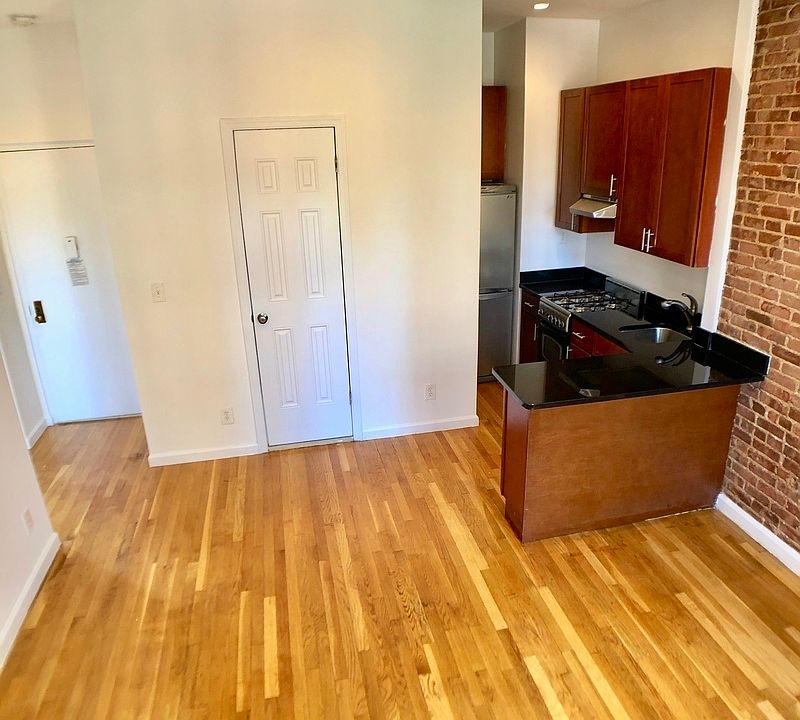1st image of 1698 2nd Ave #5A